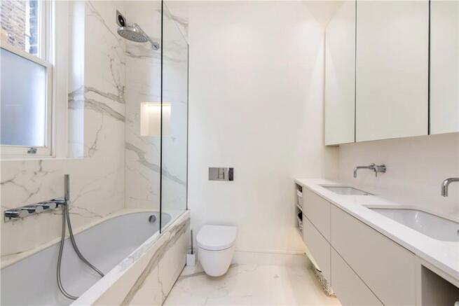 Bathroom, W2