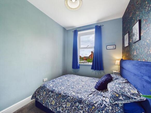 3 bed Terraced for sale Image 8