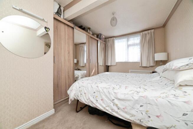 3 bed Semi-Detached for sale Image 12