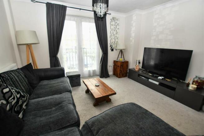 Living Room 1 (New).jpg