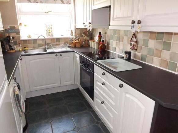 Photo 8