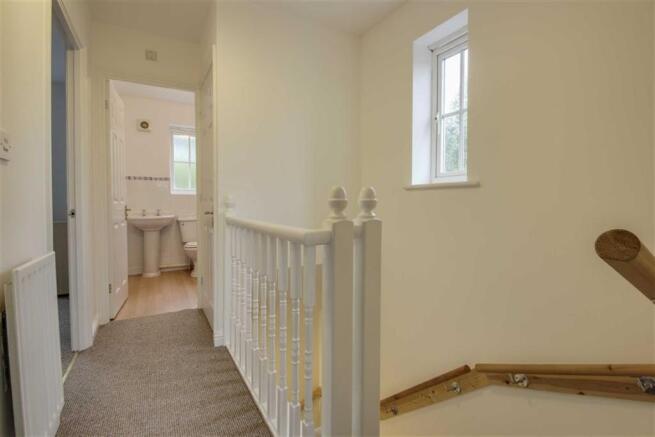 FIRST FLOOR LANDING