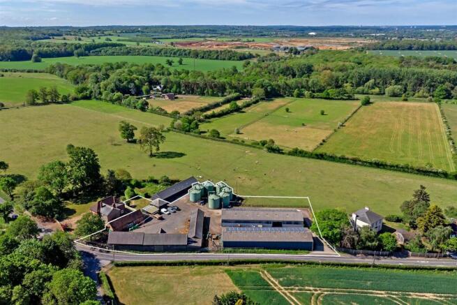 TollgateFarmhouse-6 lined.jpg