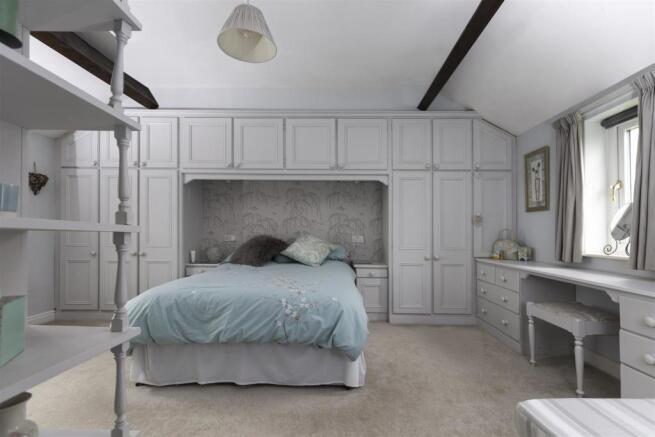 bed11.jpg