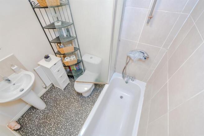 5, Hinges Road, Bloxwich, Walsall, WS3 2LL (25).jp