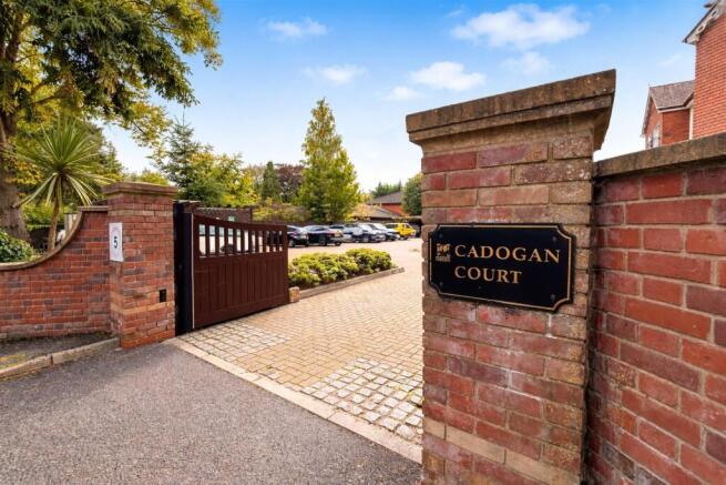 Cadogan Court