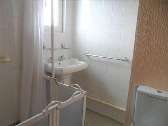 Photo 10
