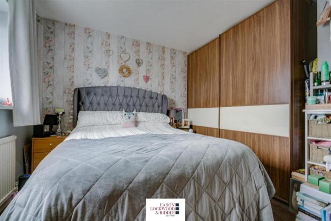 Bedroom 1-1.jpg