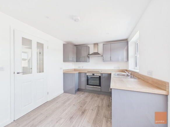 Madison Row, Longdowns, Penryn photo 4