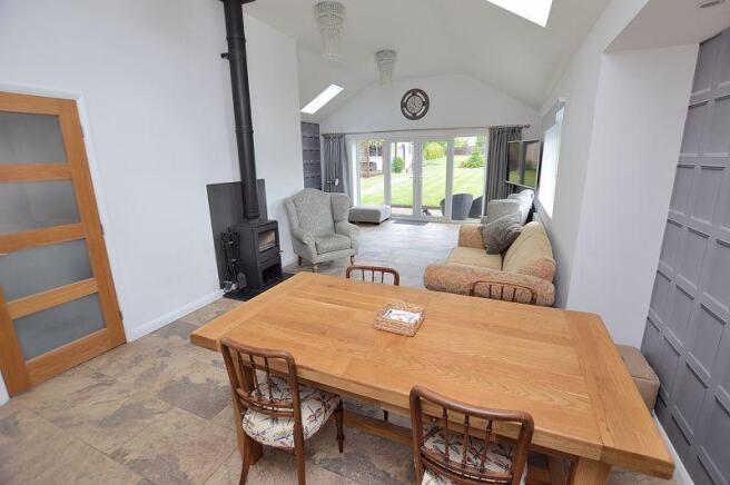 Sitting/Dining Room