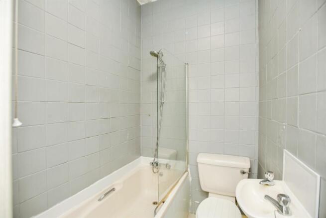 2 bed Terraced for sale Image 11