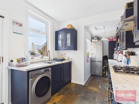 2 bed Terraced for sale Image 9