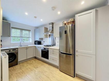 Hawthorn Drive, Burton Green, Kenilworth