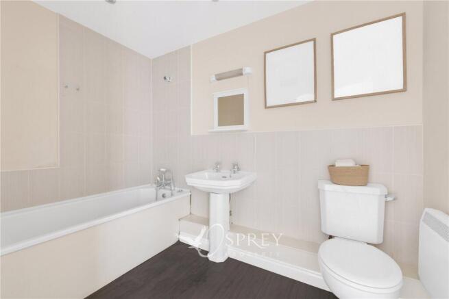 2 bed Flat to rent Image 12
