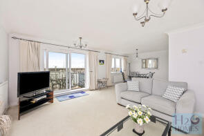 Flat 40, Collingwood Court, The Strand, Brighton Marina, Brighton BN2 5WH