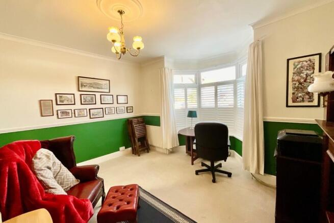 4 bed Semi-Detached for sale Image 7
