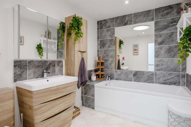 8445841-interior35-800.jpg