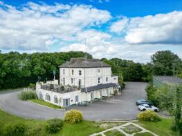 Vale Of The White Horse Inn, Station Road, Minety SN16 9QY