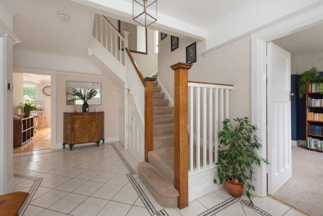 Gresham Avenue, Westbrook, Margate photo 4