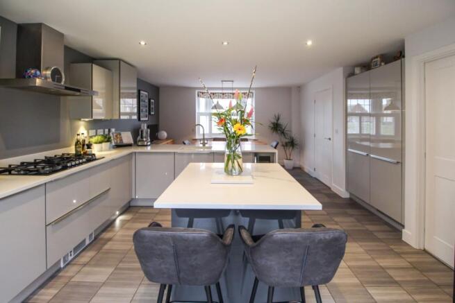 Kitchen/Breakfast