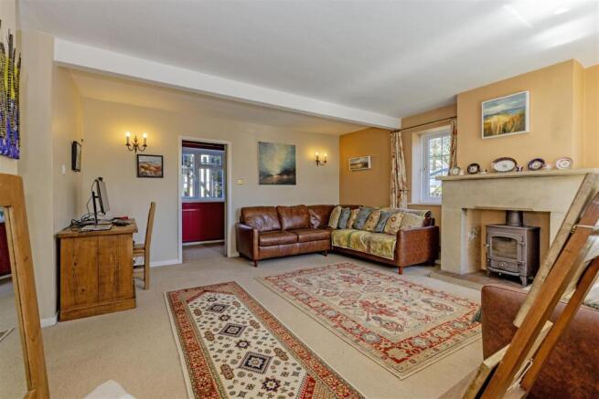 Reception Room-2.jpg