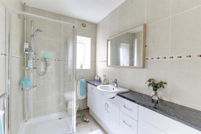 Shower Room.jpg