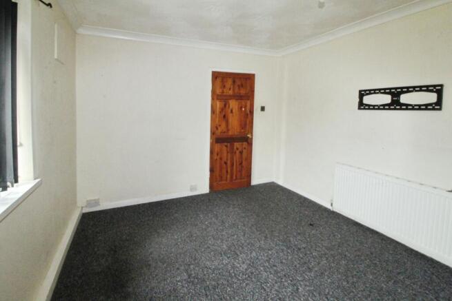 3 bed Semi-Detached for sale Image 10