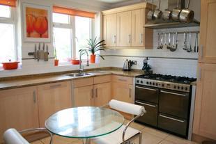 Fitted Kitchen