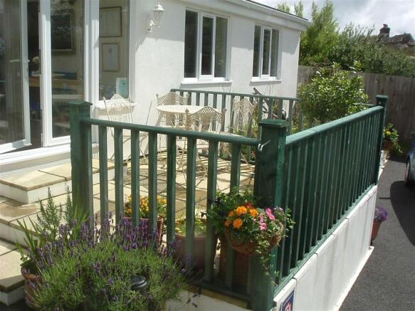 Photo 6