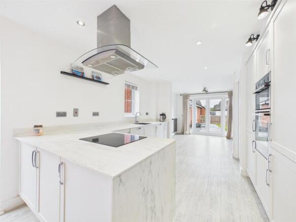 House in Newent - View 5