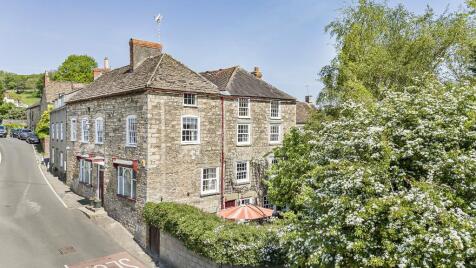 School Road, Wotton under Edge, GL12 7JL