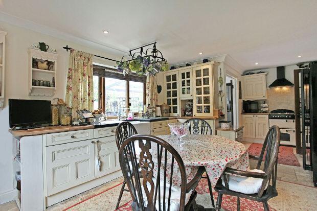 Breakfast kitchen