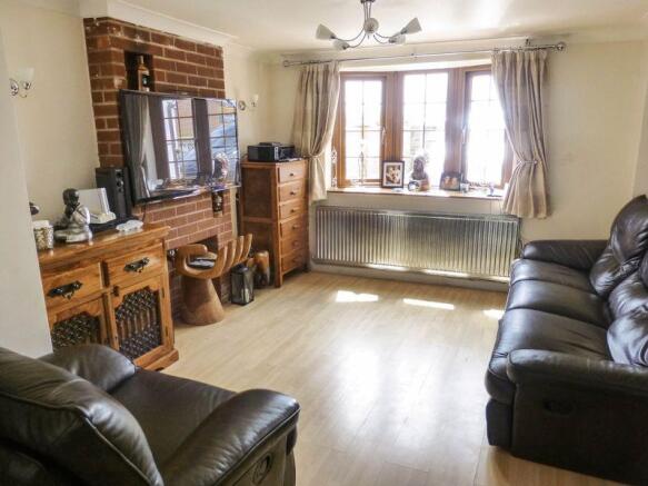 Lounge 1