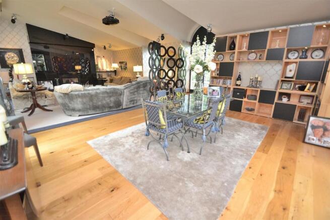 Entertainment Room