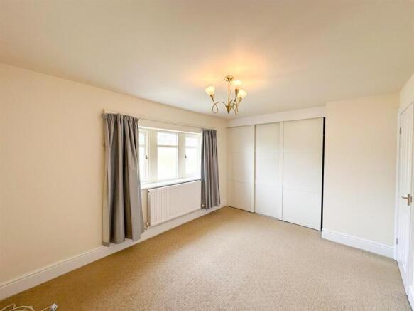 4 bed End of Terrace for sale Image 10