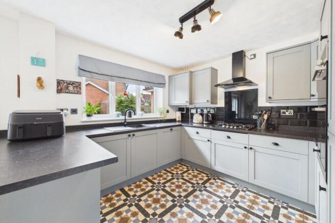 Kitchen / Breakfast Room