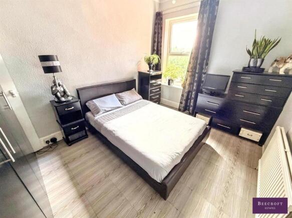 2 bed Terraced for sale Image 6