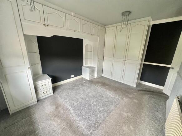 3 bed Semi-Detached for sale Image 12