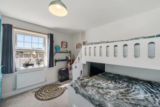 4 bed Detached for sale Image 10