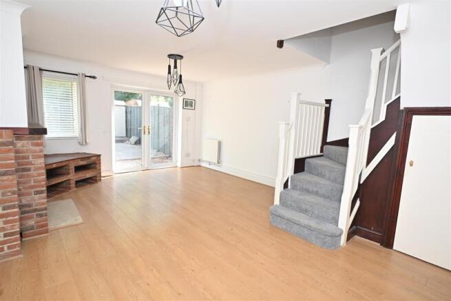 Lounge/ dining room