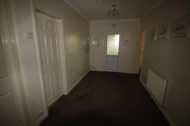 entrance hallway: