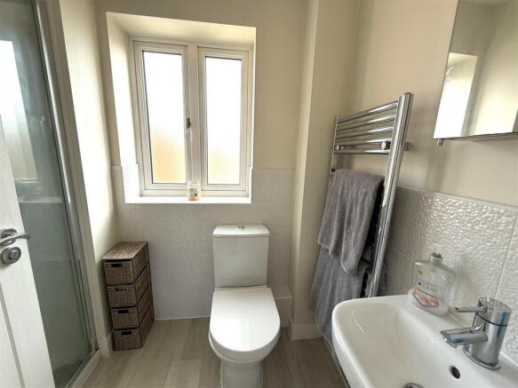 21 robinson bath.jpeg
