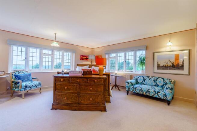 8482855-Interior28.jpg