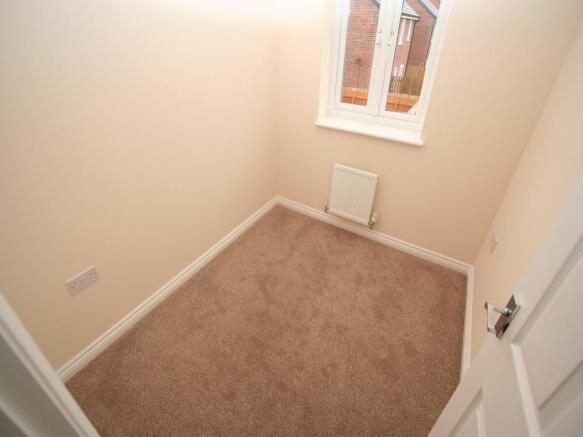 3 bed Terraced for sale Image 7