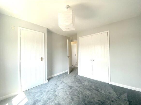 3 bed Detached to rent Image 6