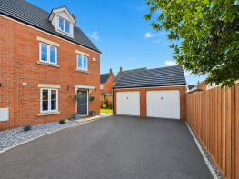 12, Carwardine Field, Gloucester GL4 5TX