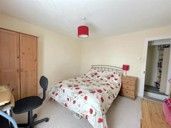 Bedroom One (2).jpeg