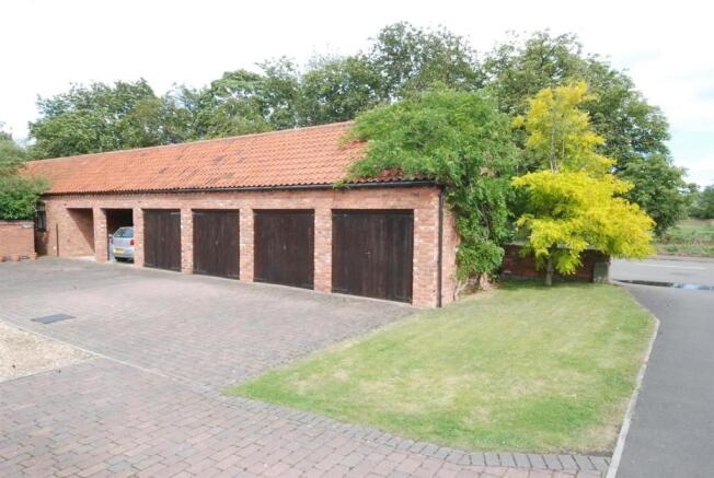 17 The Fotherham Gar