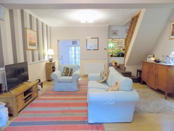 Another Aspect of Lounge