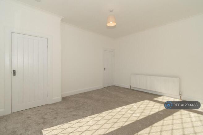 3 bed Terraced to rent Image 7